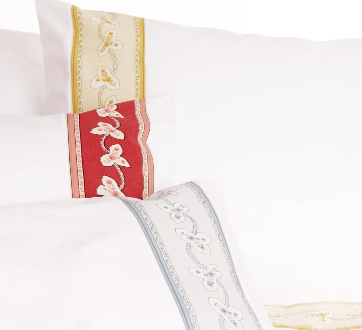 Tyynyliina – Perhonen | Kampapuuvilla Percale | Full Moon