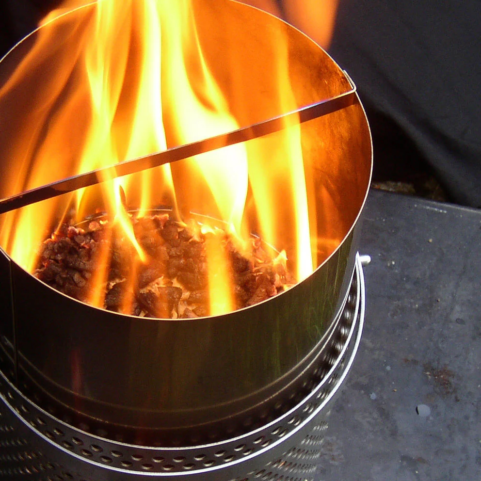 TidyFire bioBlaze 17 kWh takkapoltin pelletille - puhdasta lämpöä ja tunnelmaa